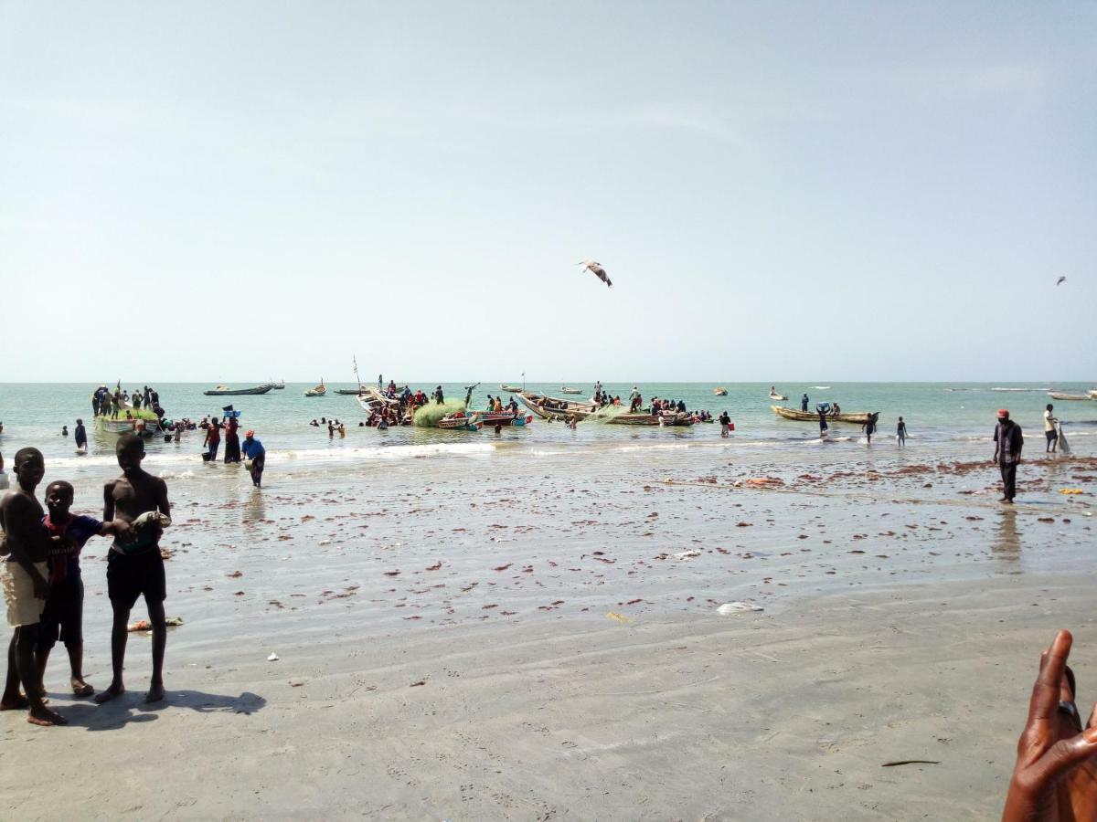 Sukuta Nema Guest House Banjul Ngoại thất bức ảnh